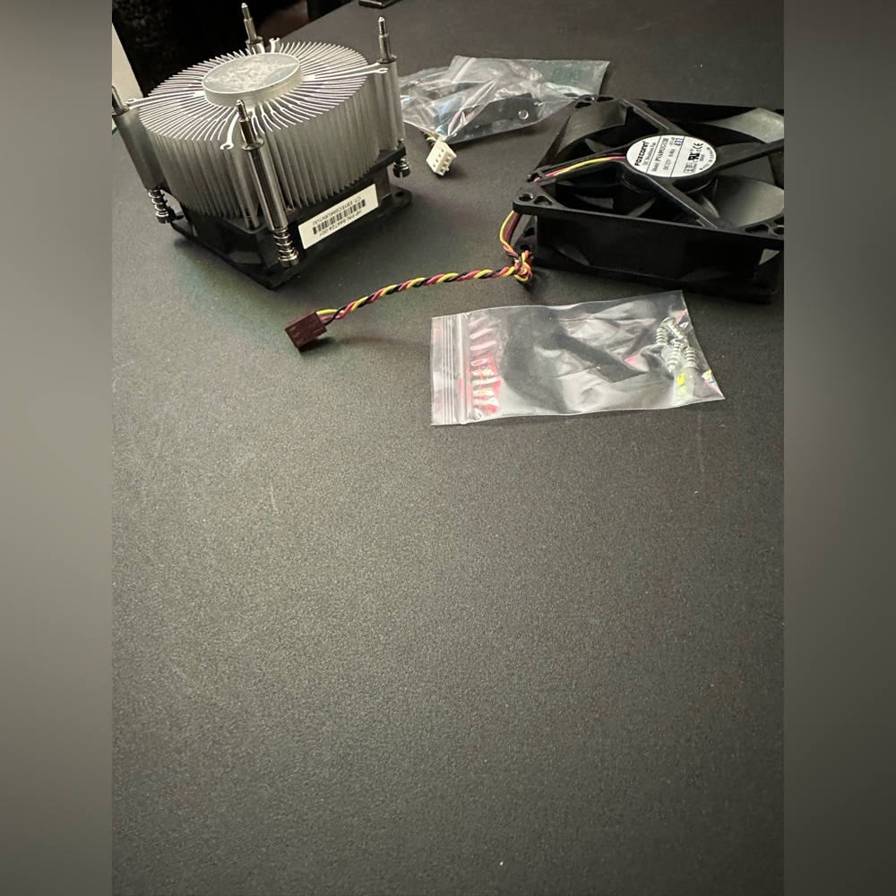 Computer Fans - Picture 2 of 11